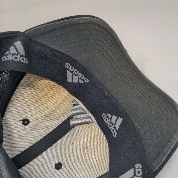 Adidas Aeroready Fitted Hat Black S/M Embroidered 3 Stripes Vent Holes - Picture 9 of 10